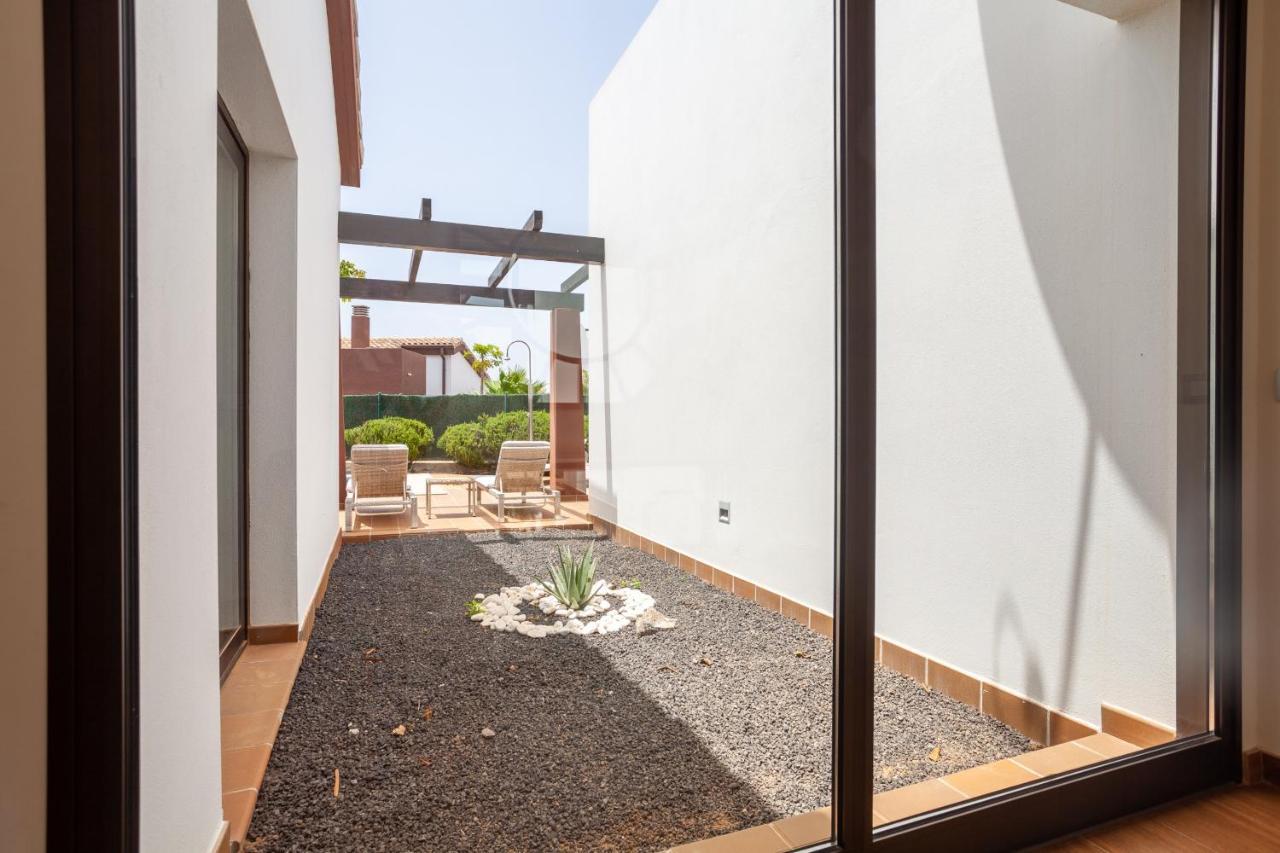 Villa Esmeralda 25 Golf Private Pool Caleta De Fuste By Holidays Home Zewnętrze zdjęcie